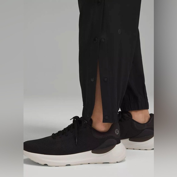 Size 10 lululemon black jogger track pants NWT - Picture 6 of 16
